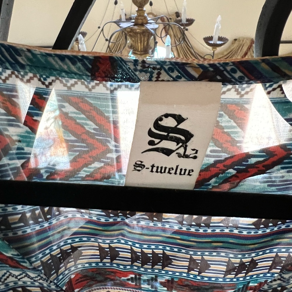 Casual Shirts Bundle - Picture 9 of 11
